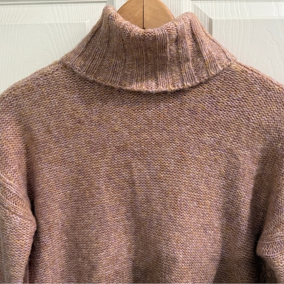 Cozy Pink Wool Blend Turtleneck Sweater Apres Ski Nordic Scandi girl - Picture 3 of 6
